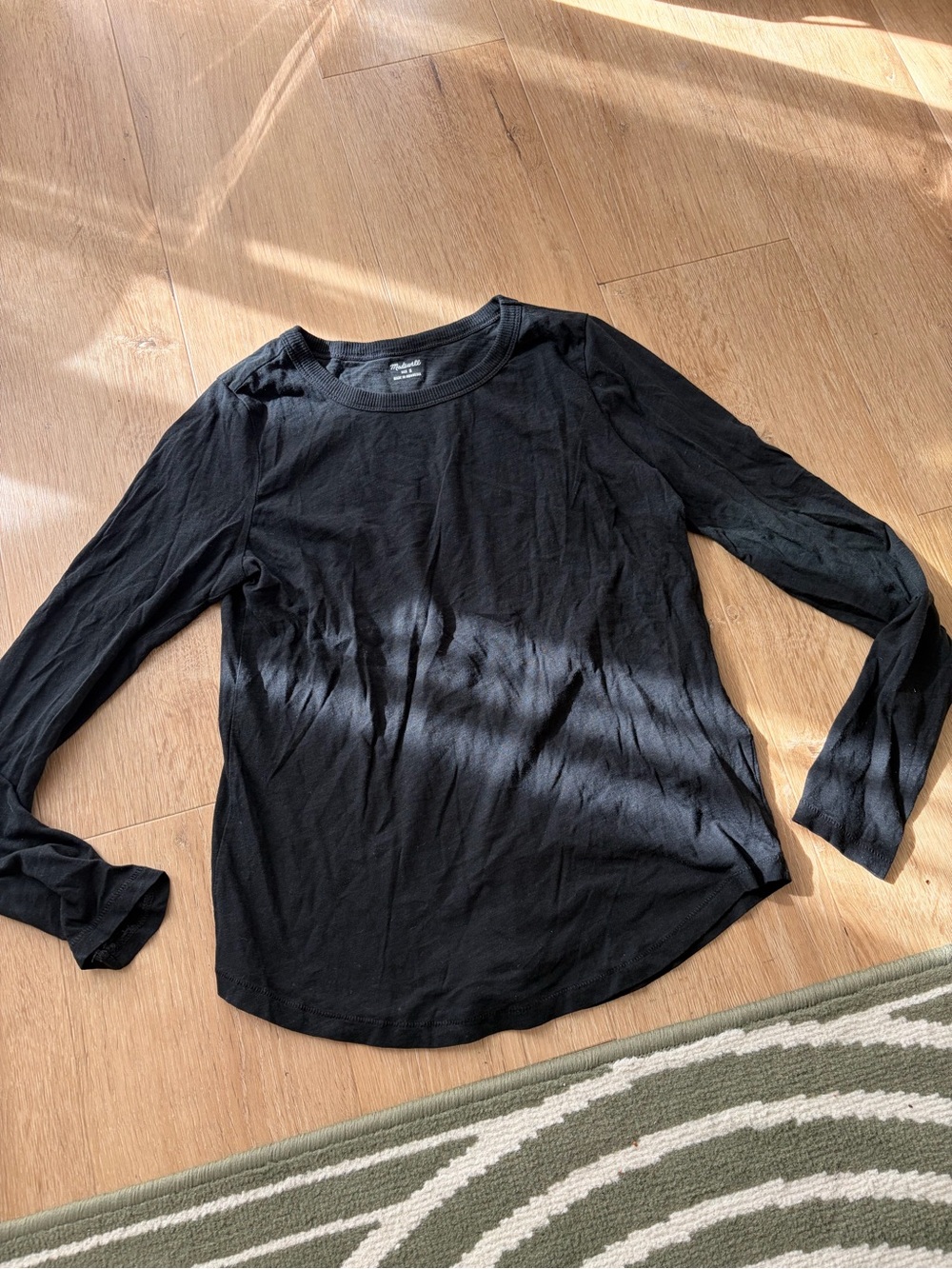 Madewell Black Long-Sleeve Scoop Neck Tee